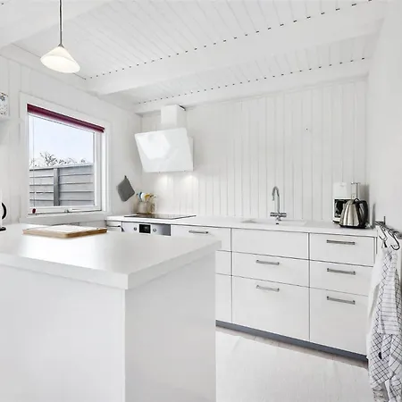 Lk1396-lokken-grindevej-9 بيت للعطل Løkken